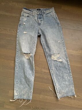 Express Boyfriend Mid Rise Jeans - Light Blue Denim size 4 Regular